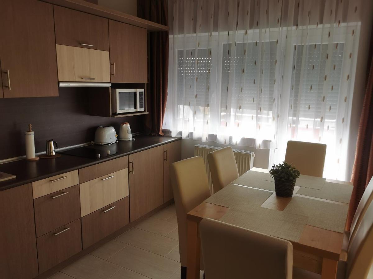Szabo Apartman Sárvár Εξωτερικό φωτογραφία